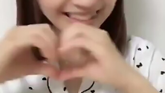 Kompilasi Tiktok Ema Ita Menampilkan Video Panas