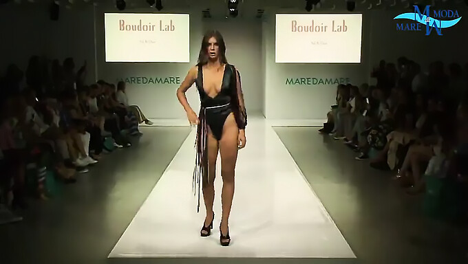 Sharron Small'S Catwalk Showcase In Lingerie